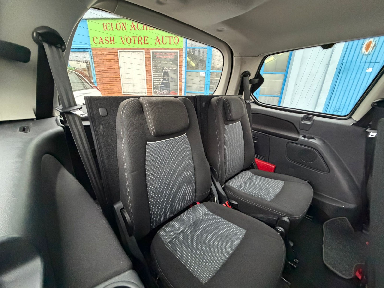 FORD Galaxy - vue 1