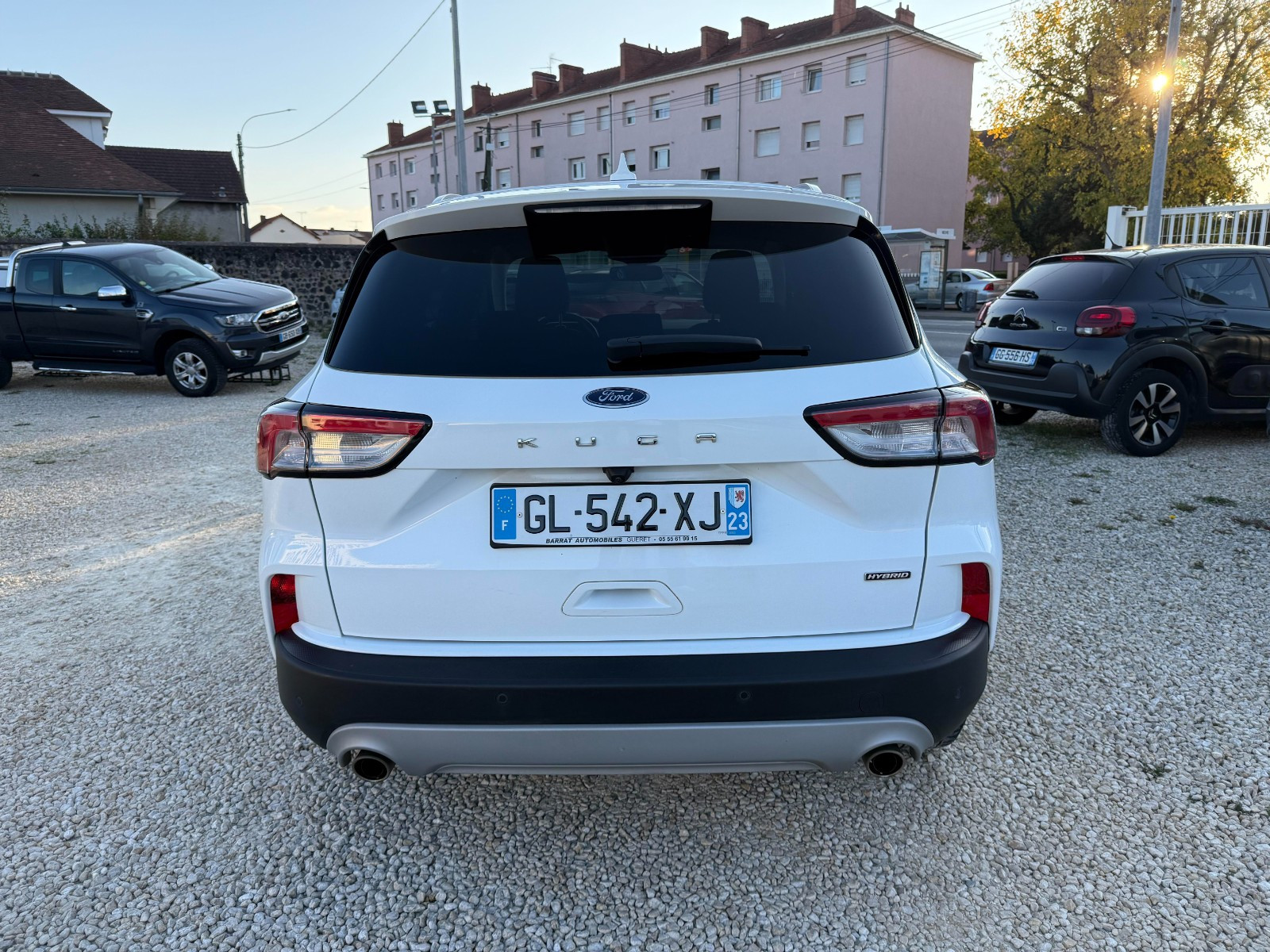 FORD Kuga - vue 1