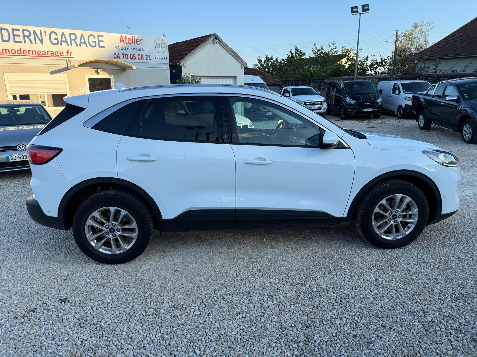 FORD Kuga - vue 1