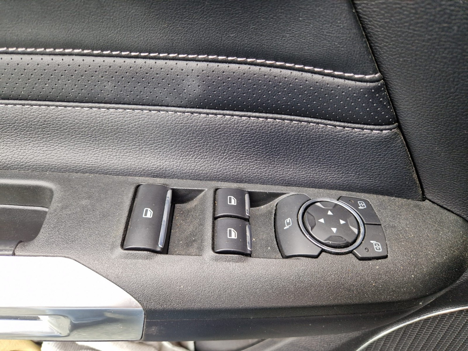 FORD Mustang V8 5.0 PH2 CABRIOLET 450CV – GARANTIE 12 MOIS — photo 30