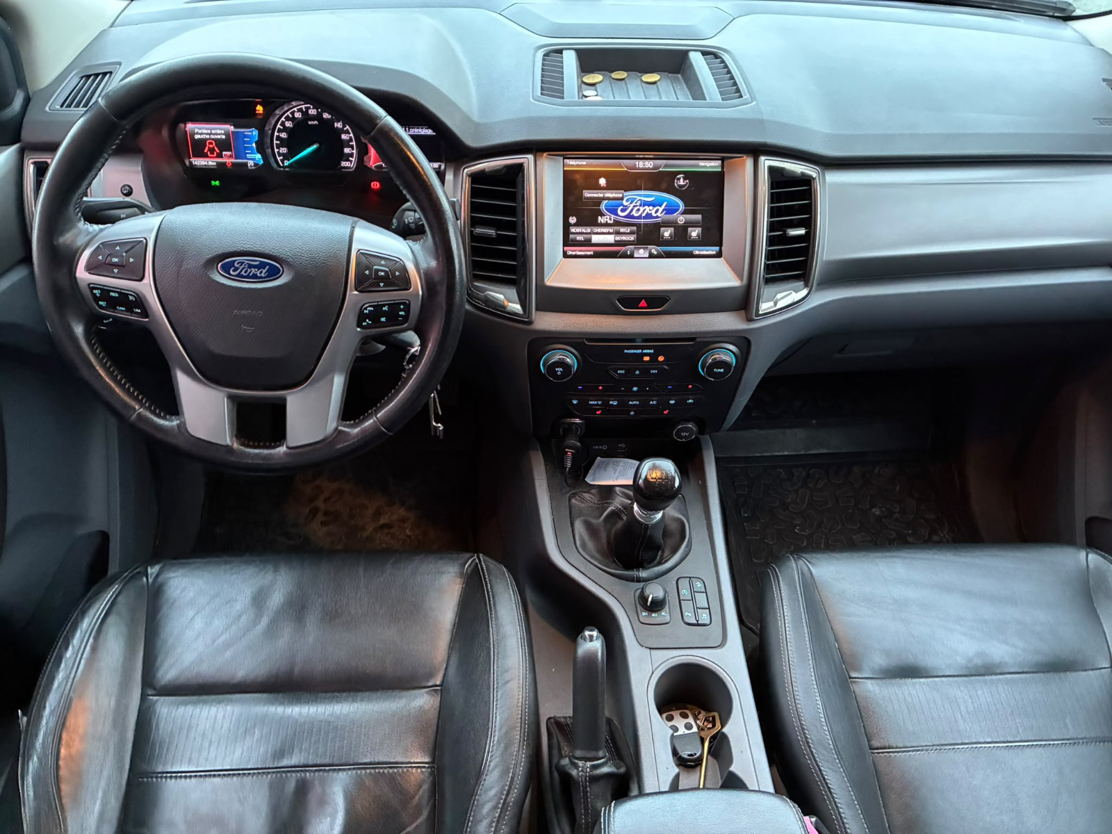 FORD RANGER 2.2 TDCi 160ch Double Cabine Limited – CAMÉRA / ATTELAGE – GARANTIE 12 MOIS — photo 8