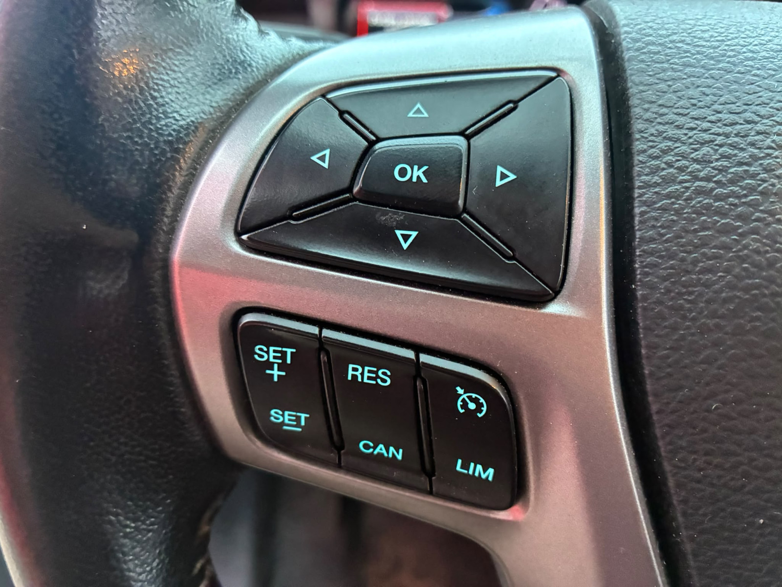 FORD RANGER 2.2 TDCi 160ch Double Cabine Limited – CAMÉRA / ATTELAGE – GARANTIE 12 MOIS — photo 22
