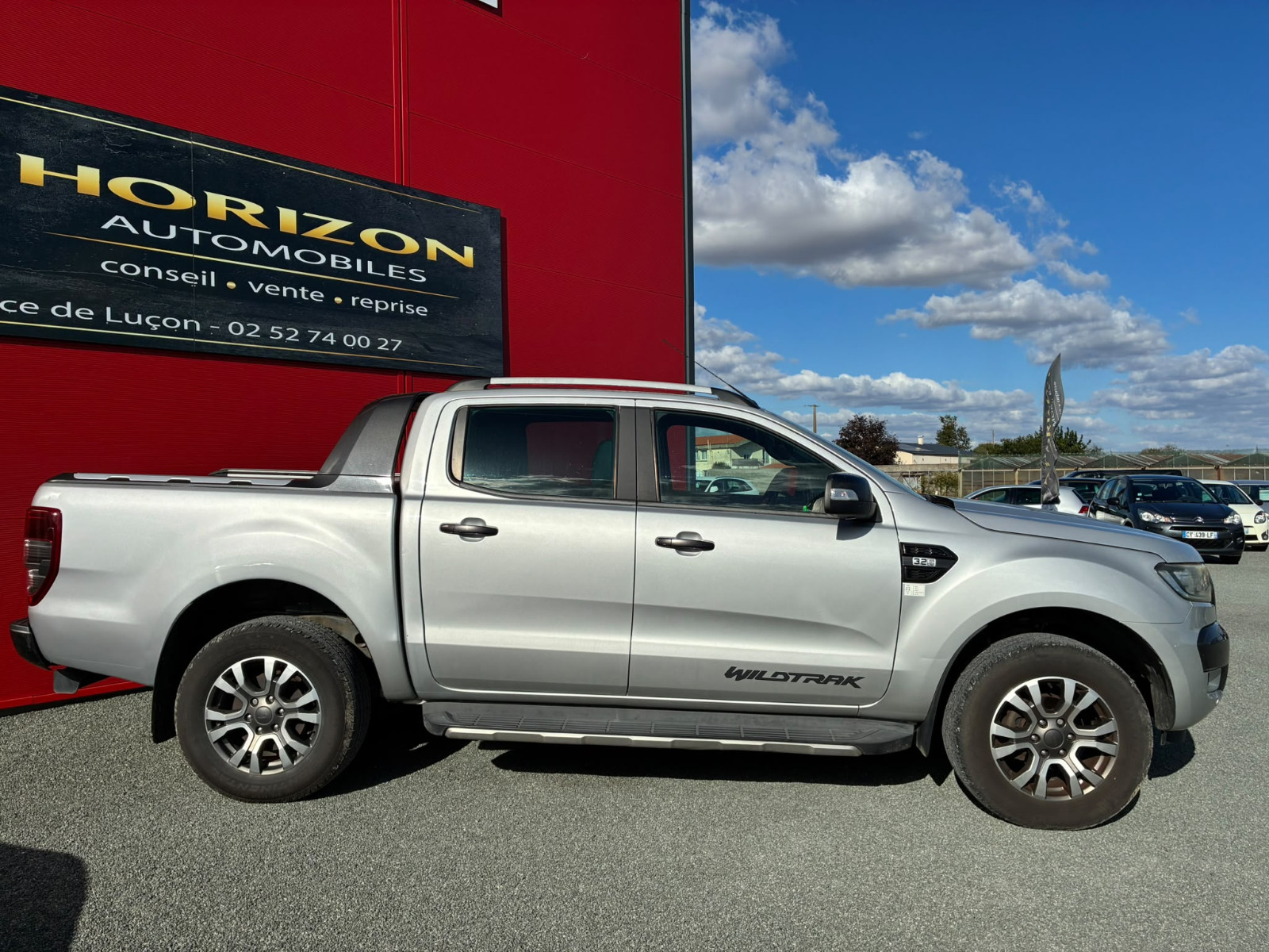 FORD RANGER 3.2 TDCi 200ch Double Cabine Wildtrak BVA – SUIVI FORD – CAR PLAY – ATTELAGE – RIDEAU DE BENNE – GARANTIE 12 MOIS — photo 4