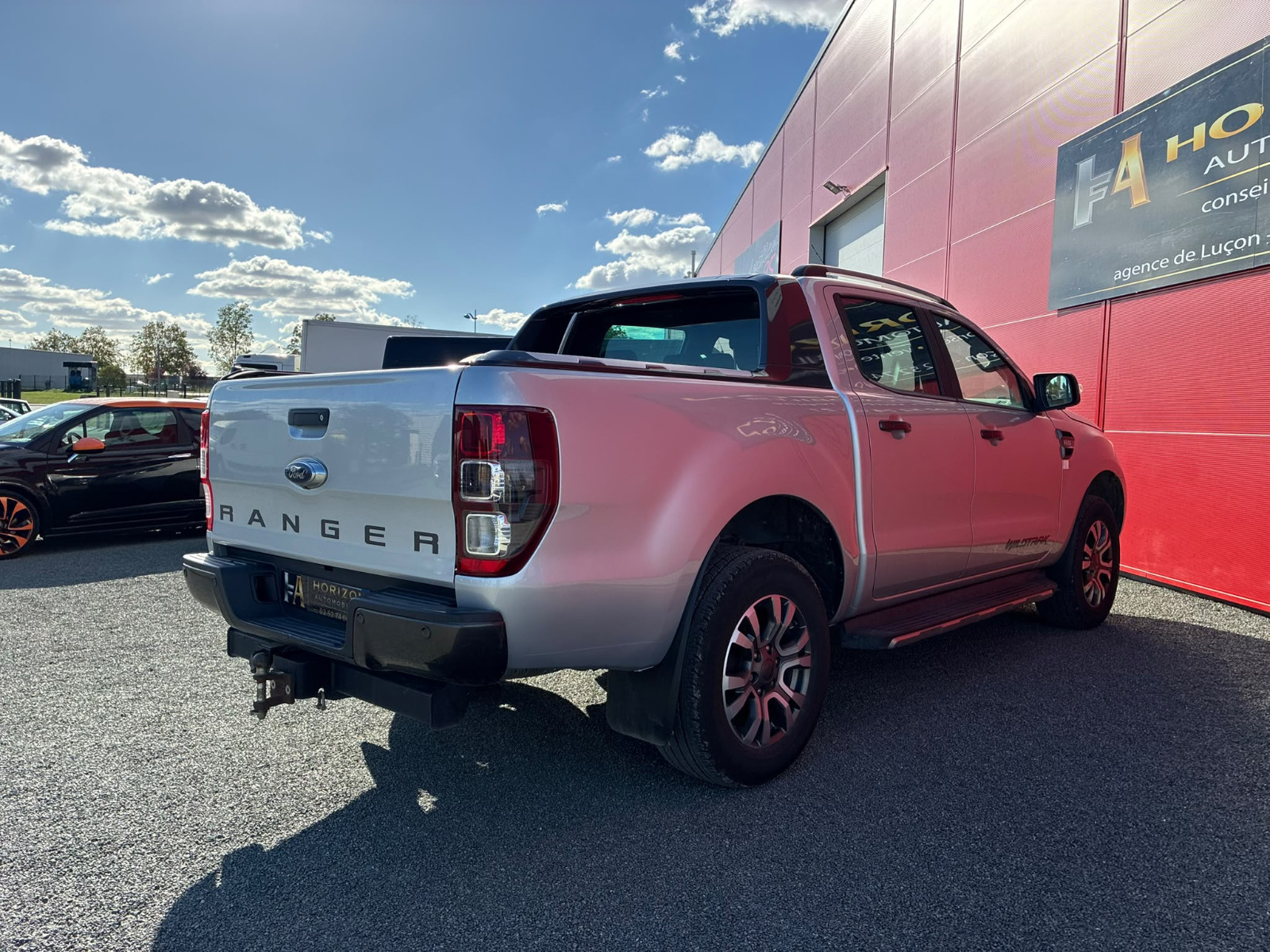 FORD RANGER 3.2 TDCi 200ch Double Cabine Wildtrak BVA – SUIVI FORD – CAR PLAY – ATTELAGE – RIDEAU DE BENNE – GARANTIE 12 MOIS — photo 7