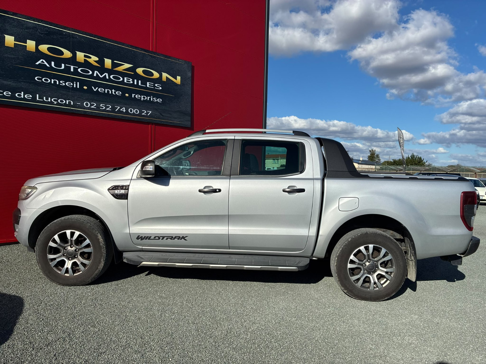 FORD RANGER 3.2 TDCi 200ch Double Cabine Wildtrak BVA – SUIVI FORD – CAR PLAY – ATTELAGE – RIDEAU DE BENNE – GARANTIE 12 MOIS — photo 8