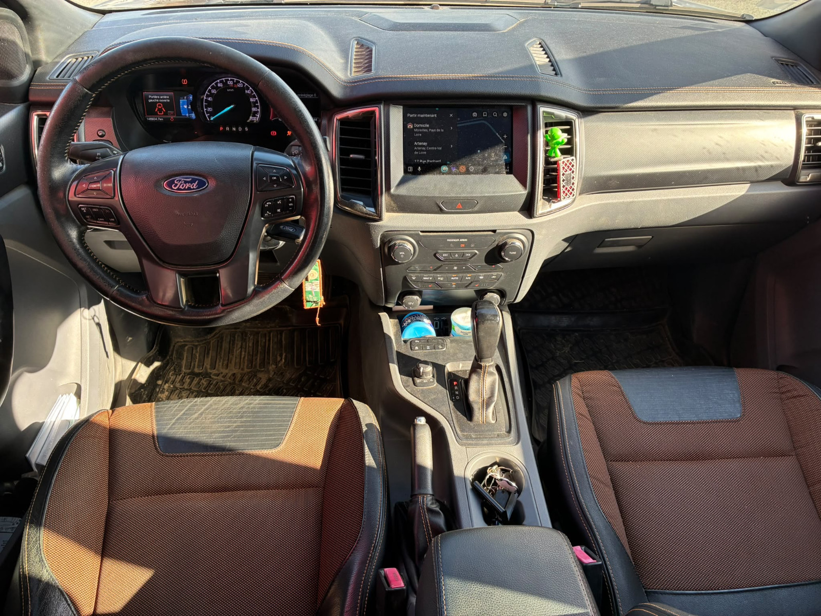FORD RANGER 3.2 TDCi 200ch Double Cabine Wildtrak BVA – SUIVI FORD – CAR PLAY – ATTELAGE – RIDEAU DE BENNE – GARANTIE 12 MOIS — photo 9