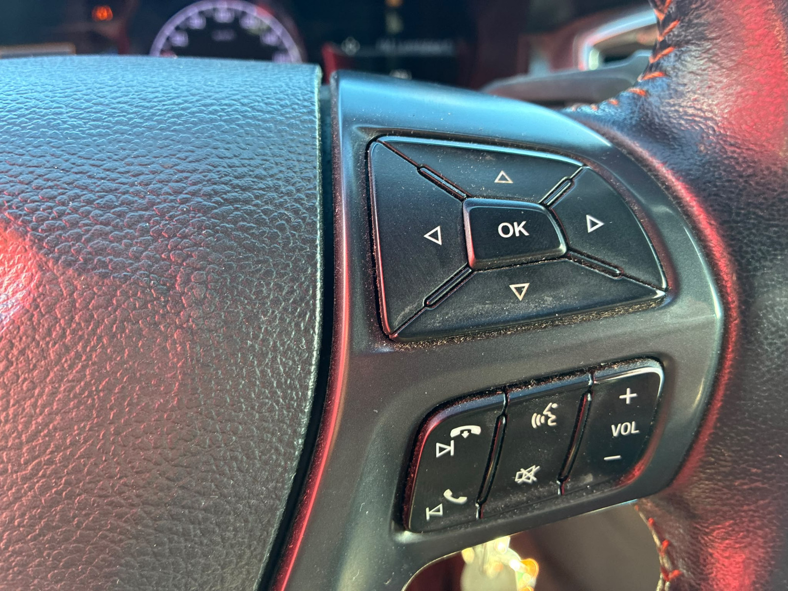 FORD RANGER 3.2 TDCi 200ch Double Cabine Wildtrak BVA – SUIVI FORD – CAR PLAY – ATTELAGE – RIDEAU DE BENNE – GARANTIE 12 MOIS — photo 23