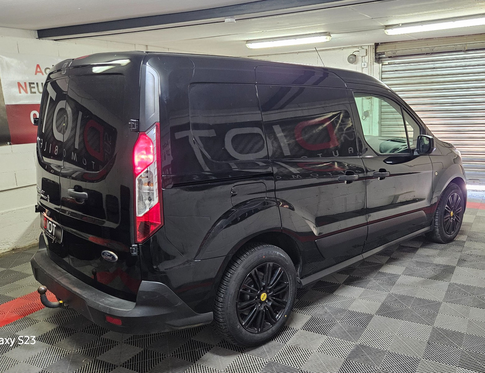 FORD TRANSIT FOURGON - vue 1