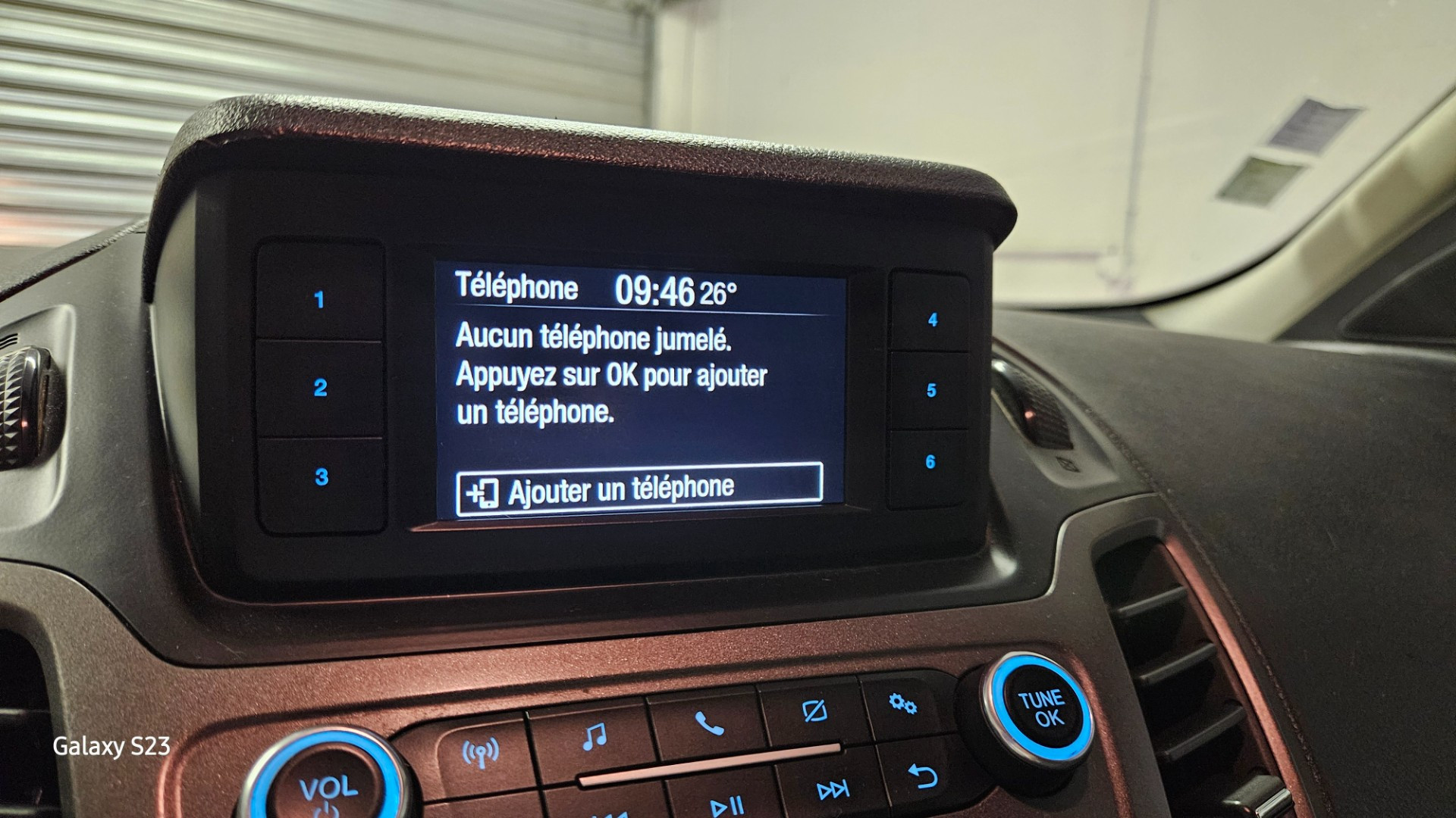FORD TRANSIT FOURGON - vue 1