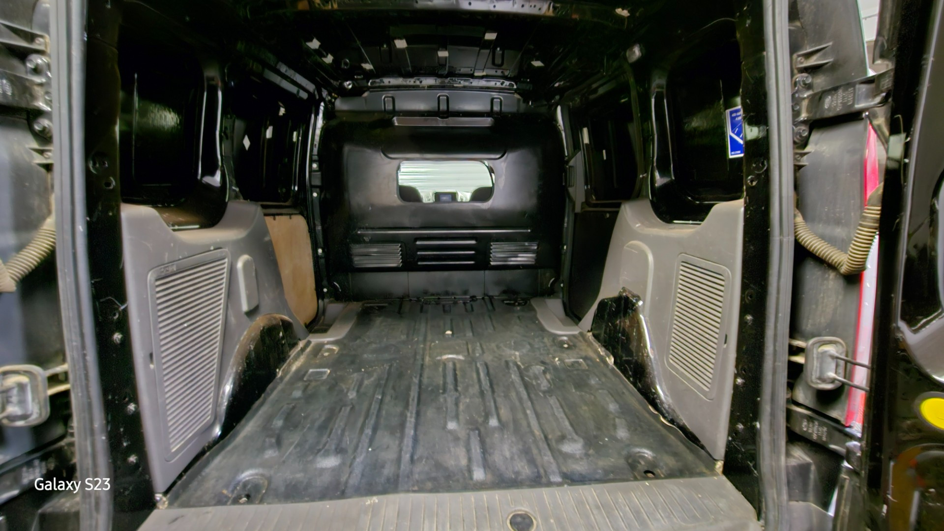 FORD TRANSIT FOURGON - vue 1