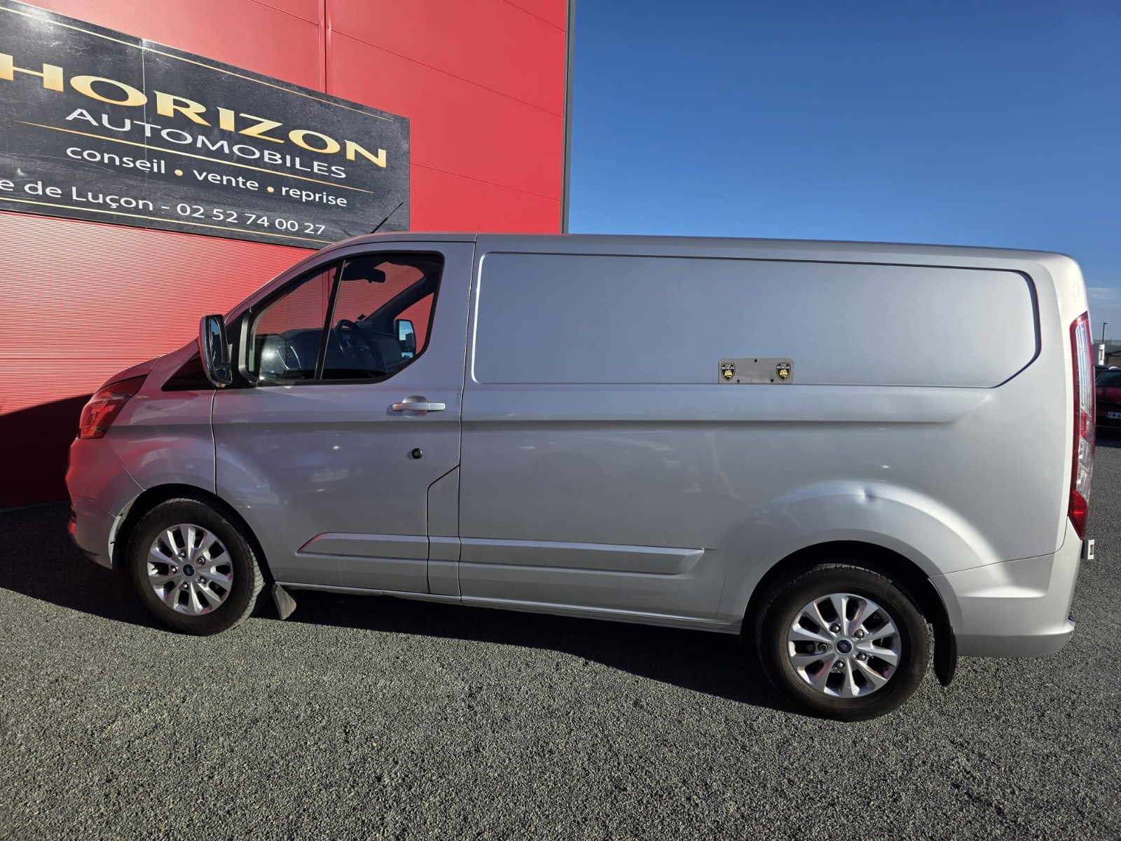 FORD TRANSIT CUSTOM LIMITED L1H1 2.0 TDCi 170 BVA6 – 1ere main – Garantie 12 mois – — photo 4