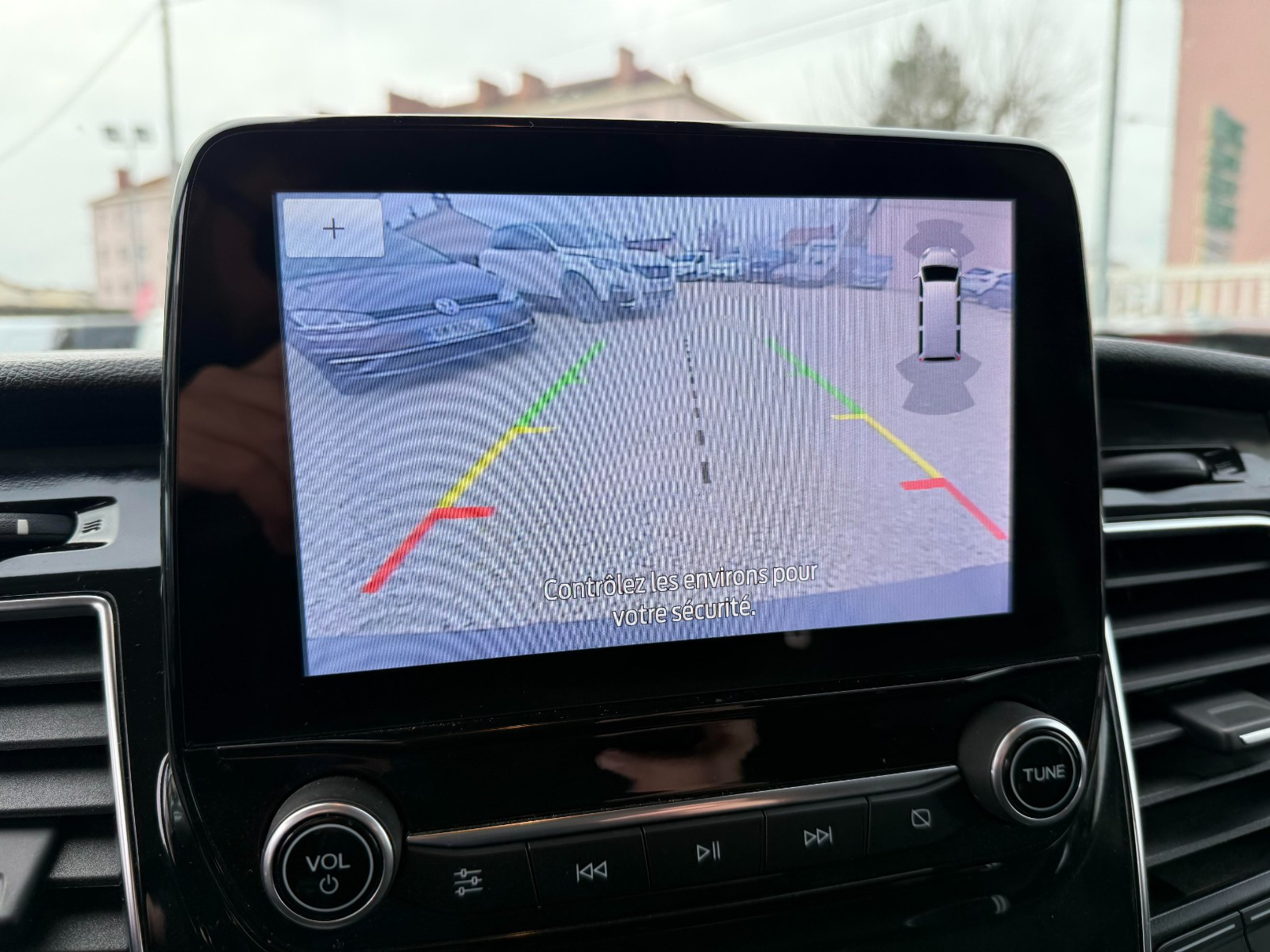 FORD TRANSIT CUSTOM FOURGON - vue 1