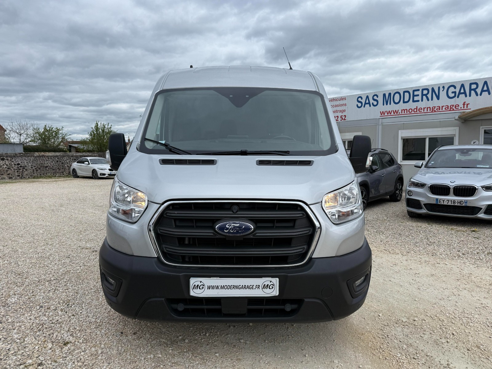 FORD TRANSIT FOURGON - vue 1