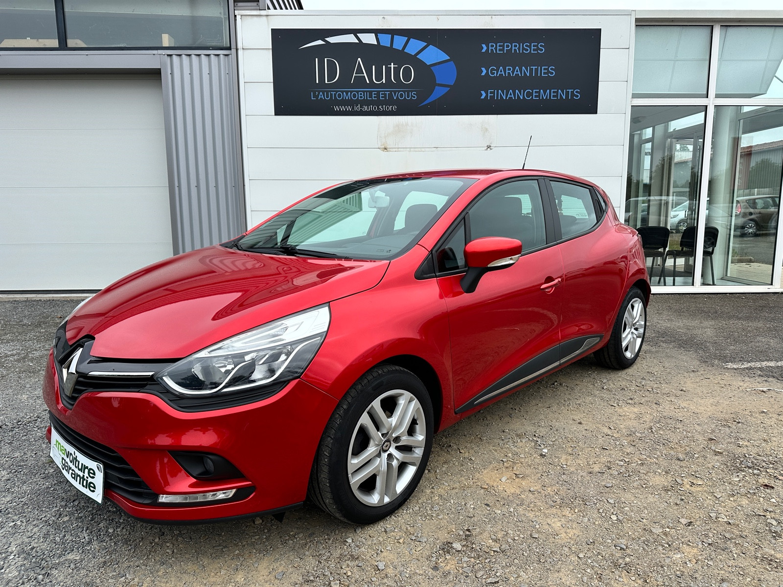 Renault CLIO IV 1.5 DCI 90 CONFORT DYNAMIQUE