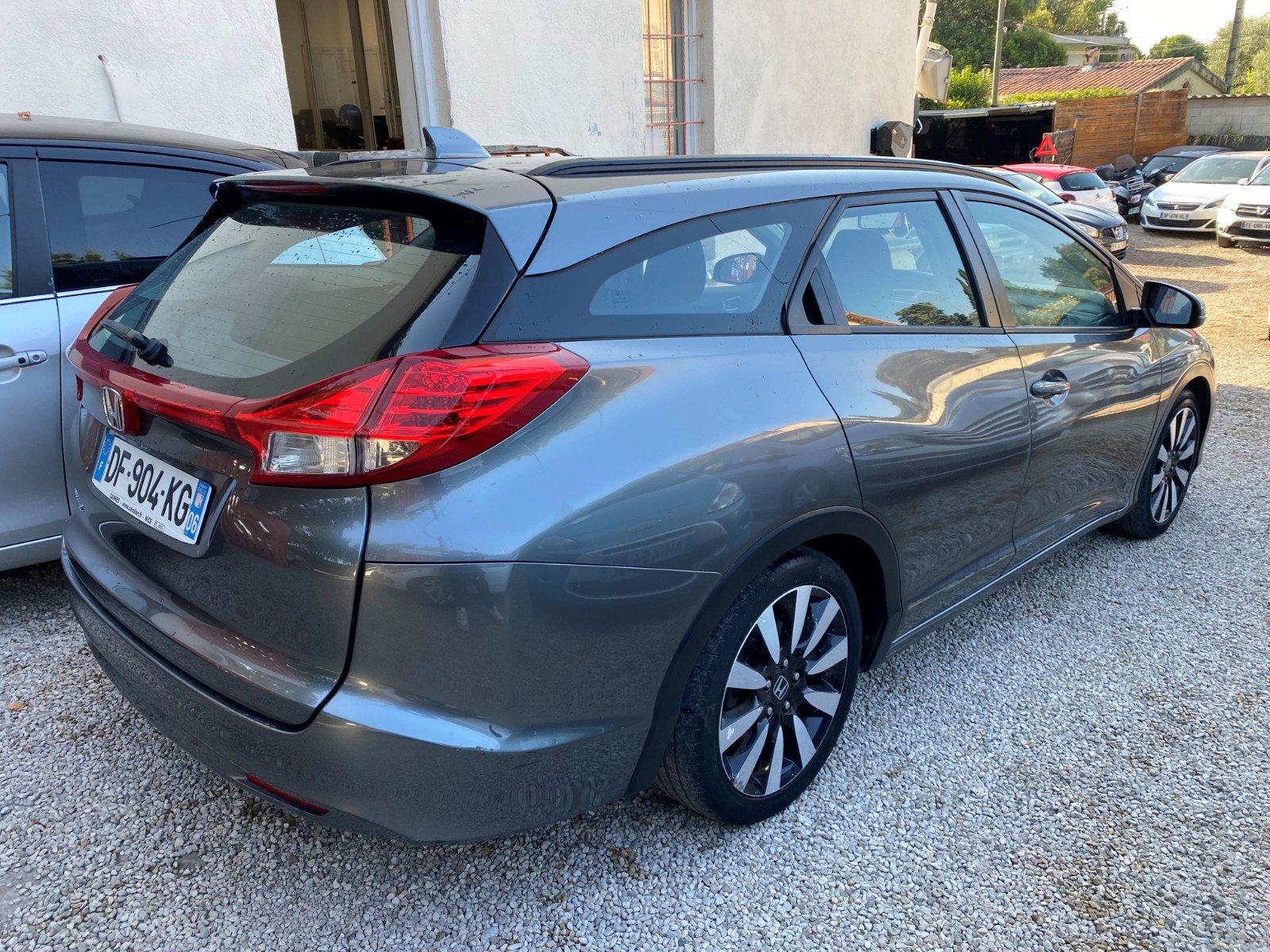 HONDA Civic break 5 - vue 1