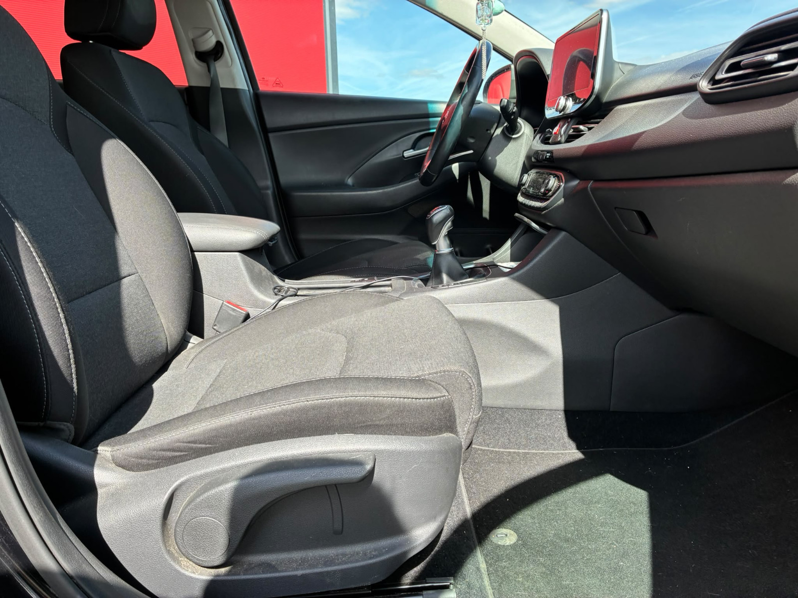 Hyundai I30 Creative 1.6L CRDi 116cv – Attelage – GARANTIE 12 MOIS — photo 14