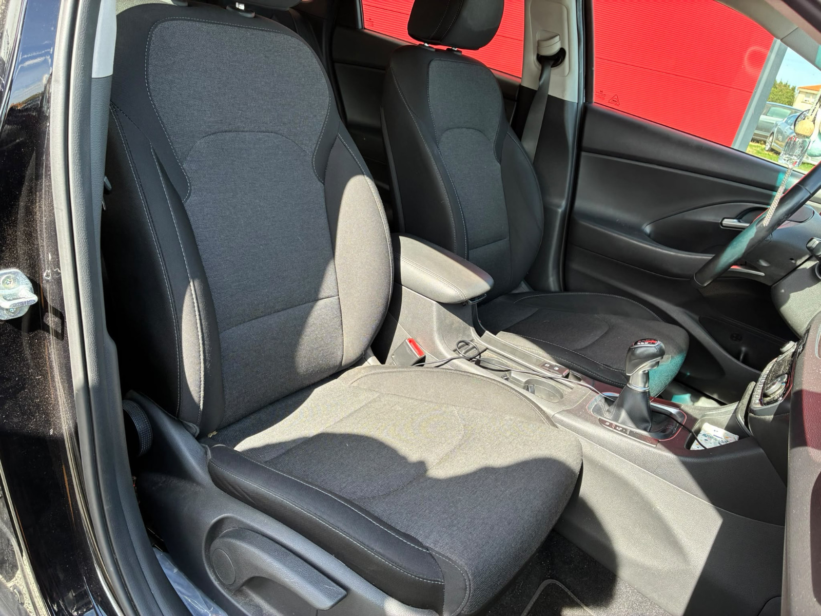 Hyundai I30 Creative 1.6L CRDi 116cv – Attelage – GARANTIE 12 MOIS — photo 17