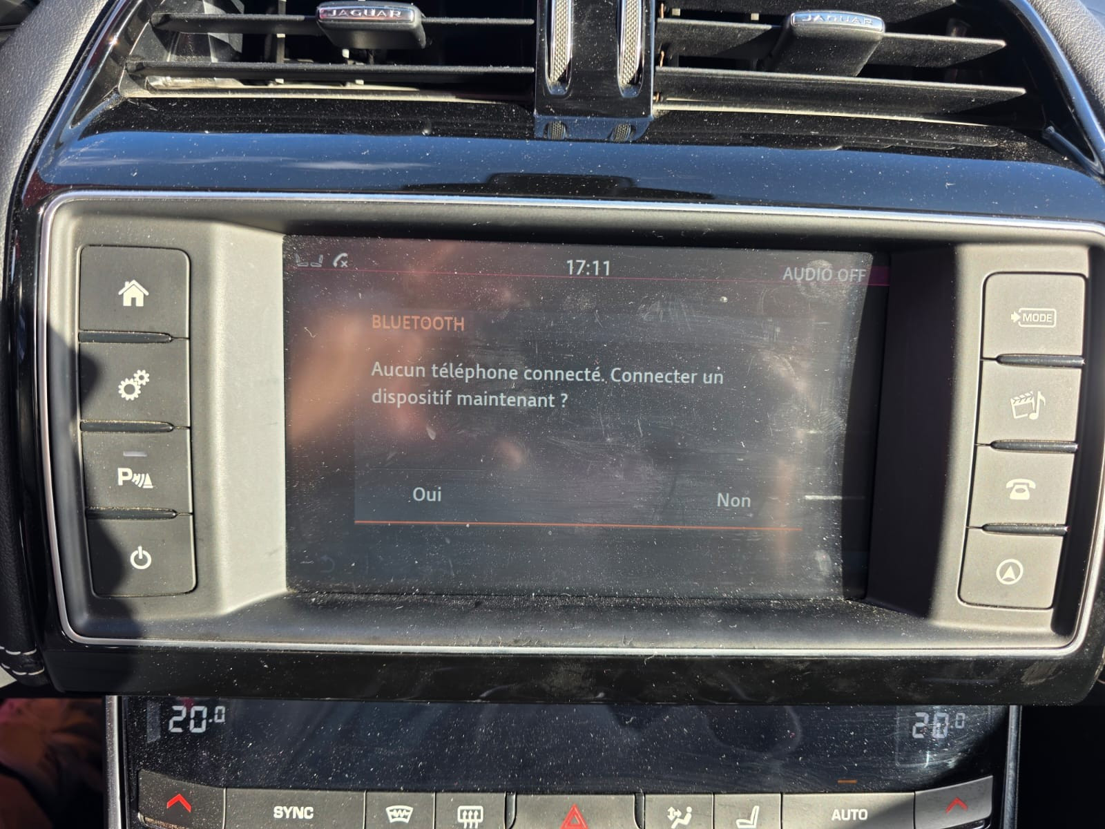 Jaguar XE R-Sport 2.0D 180ch -GARANTIE 12 MOIS — photo 26