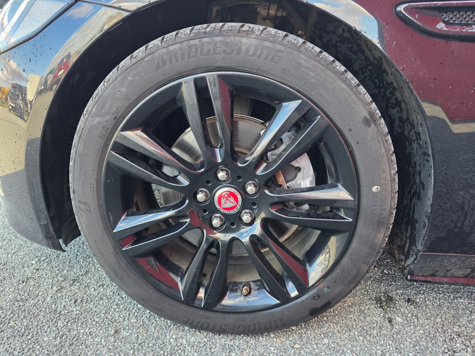 Jaguar XE R-Sport 2.0D 180ch -GARANTIE 12 MOIS — photo 31