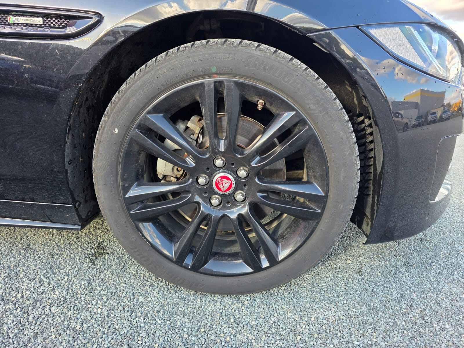 Jaguar XE R-Sport 2.0D 180ch -GARANTIE 12 MOIS — photo 33