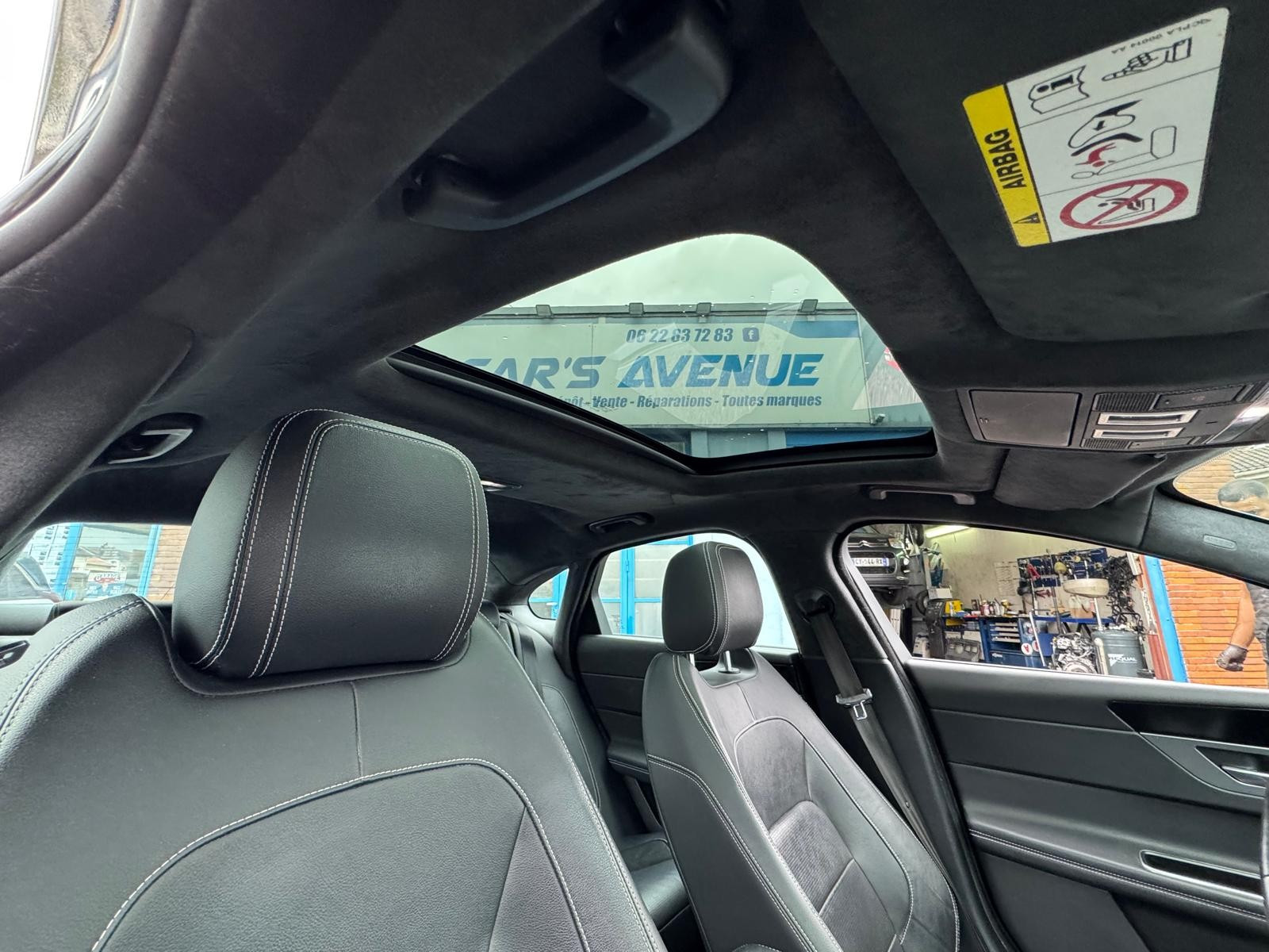 Jaguar XF - vue 1