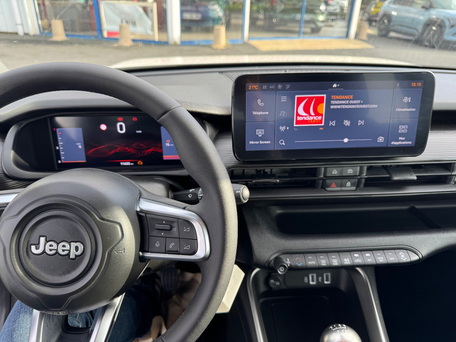 Jeep Avenger ALTITUDE 1.2L 100 CH - vue 1