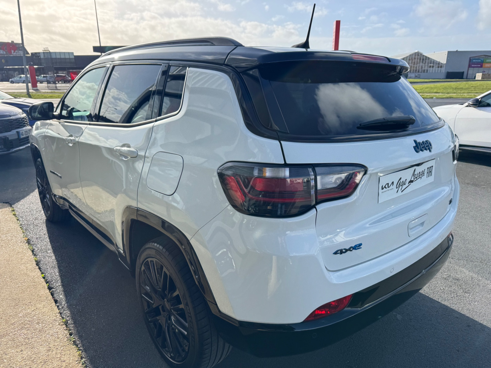 Jeep COMPASS S PHEV 240 CH 4XE - vue 1