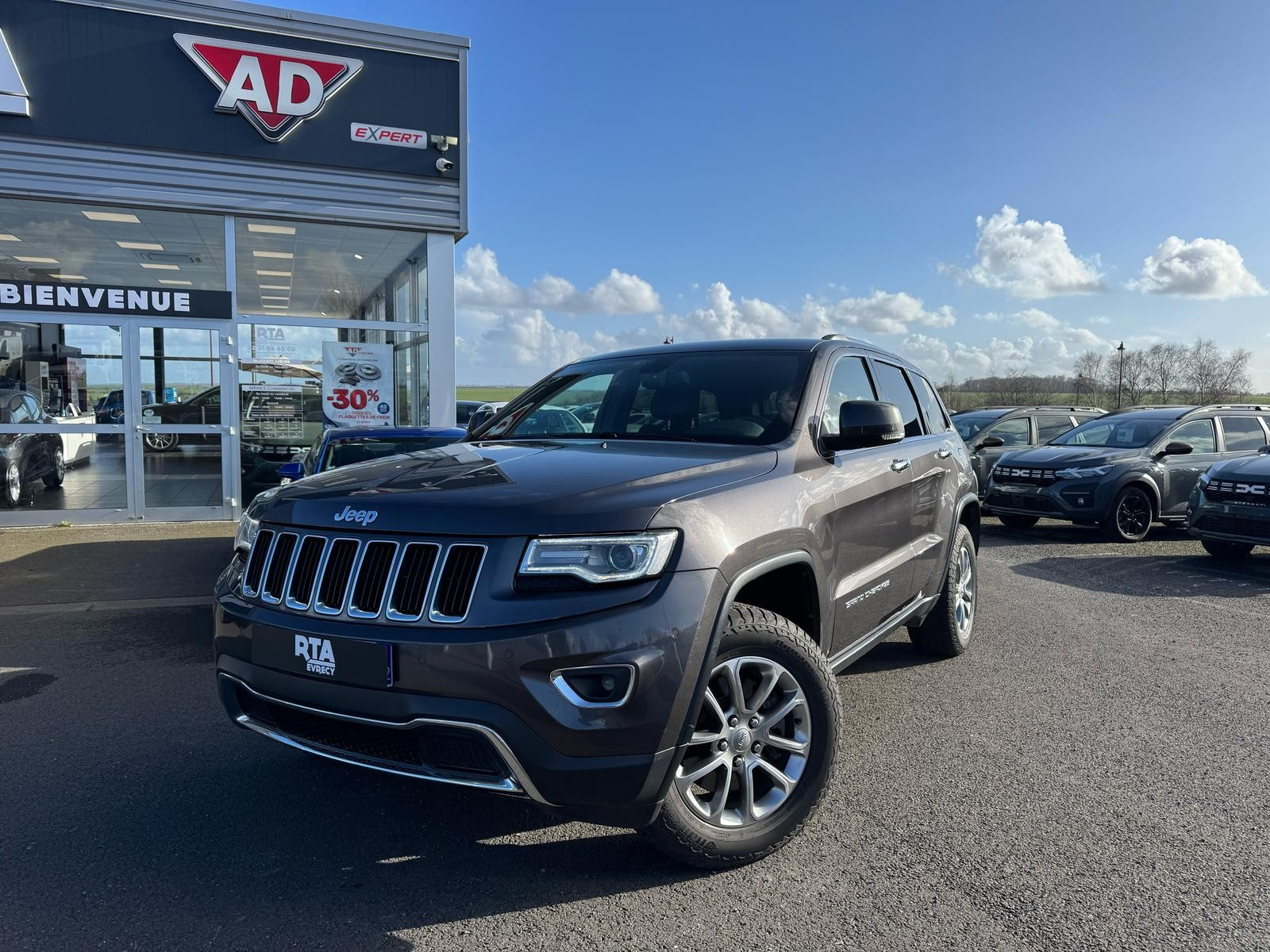 Jeep GRAND CHEROKEE