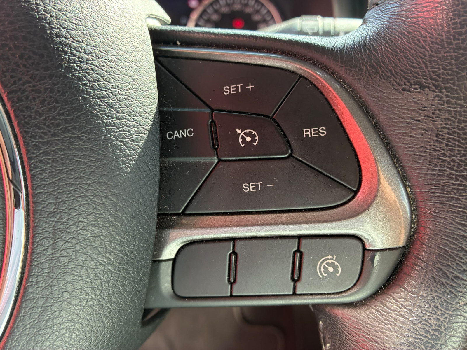 Jeep Renegade Limited FWD 1.6 CRD 120cv – GARANTIE 12 MOIS — photo 23