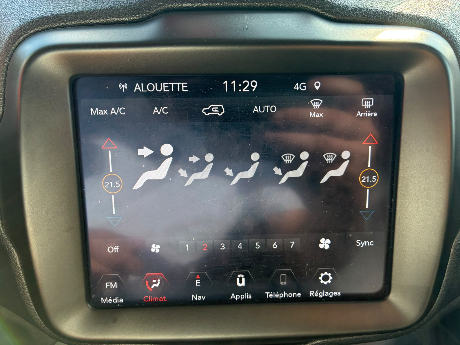 Jeep Renegade Limited FWD 1.6 CRD 120cv – GARANTIE 12 MOIS — photo 27