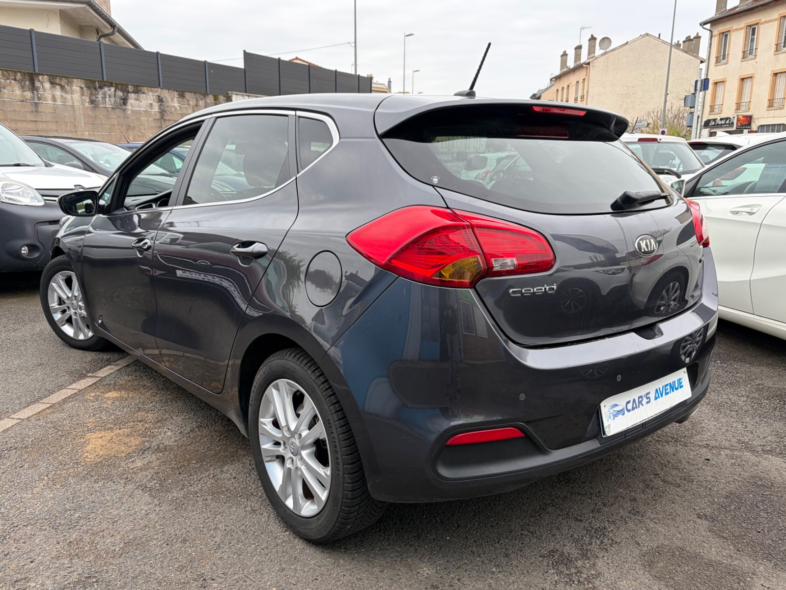 KIA CEED - vue 1