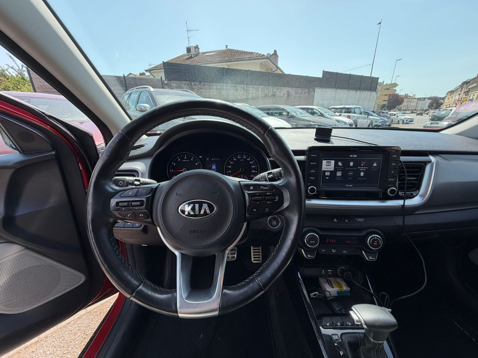 KIA STONIC - vue 1