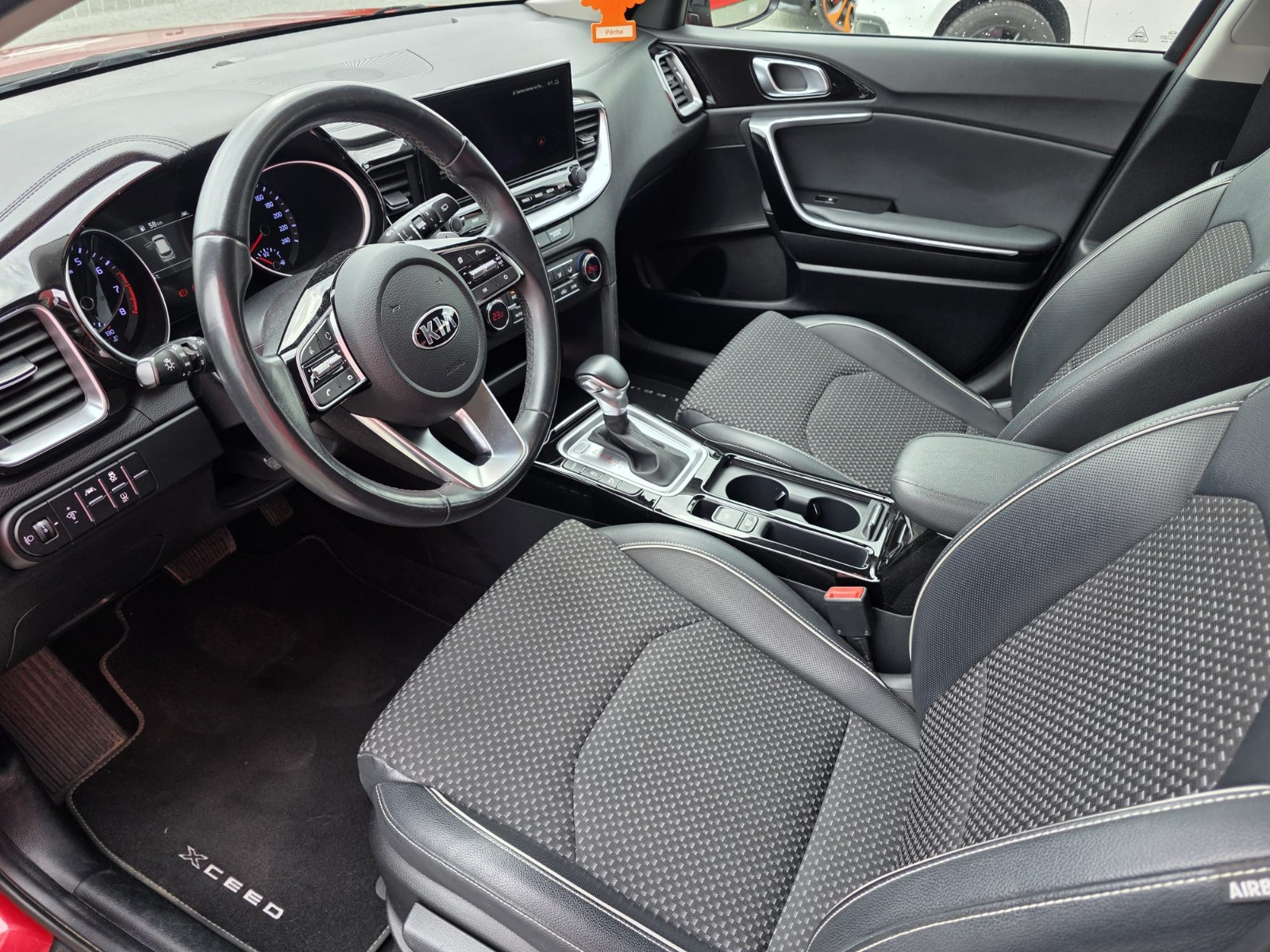 KIA XCEED 1.4 T-GDI 140ch Premium DCT7 ***Garantie 12 mois*** — photo 12