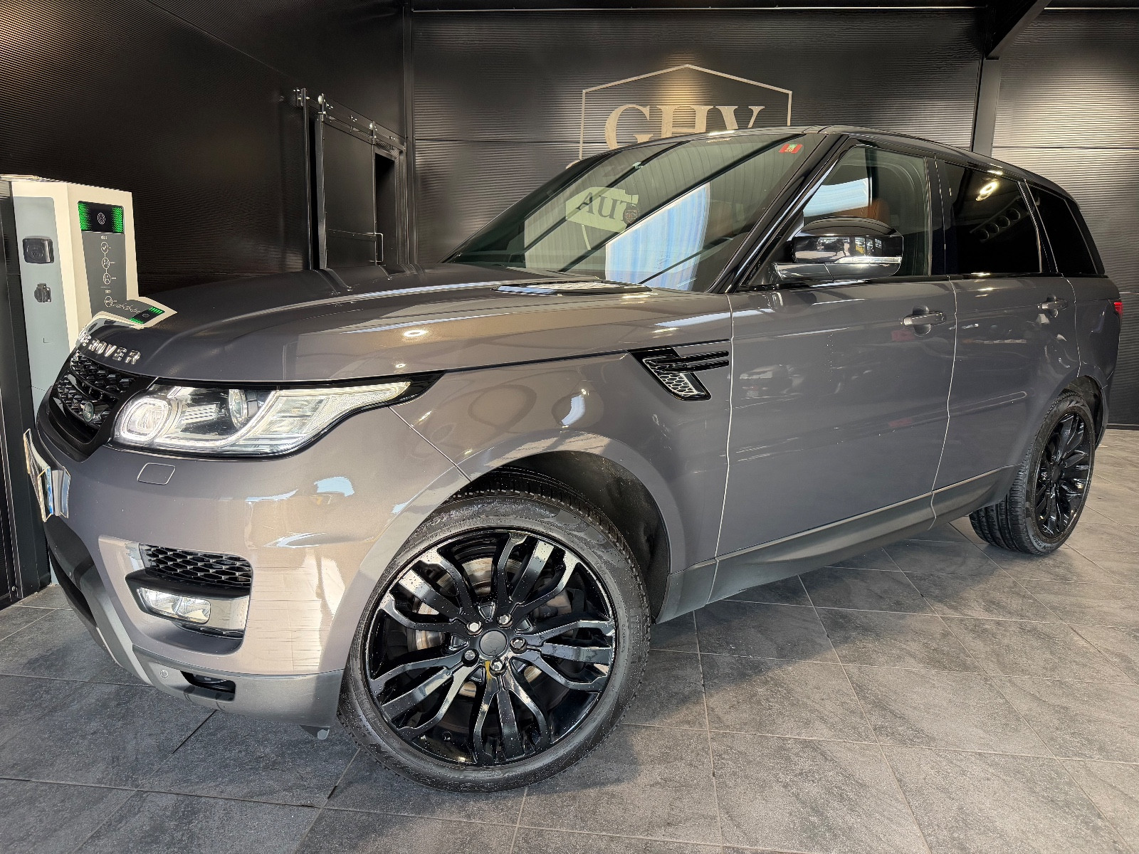 Land Rover RANGE ROVER HSE SPORT
