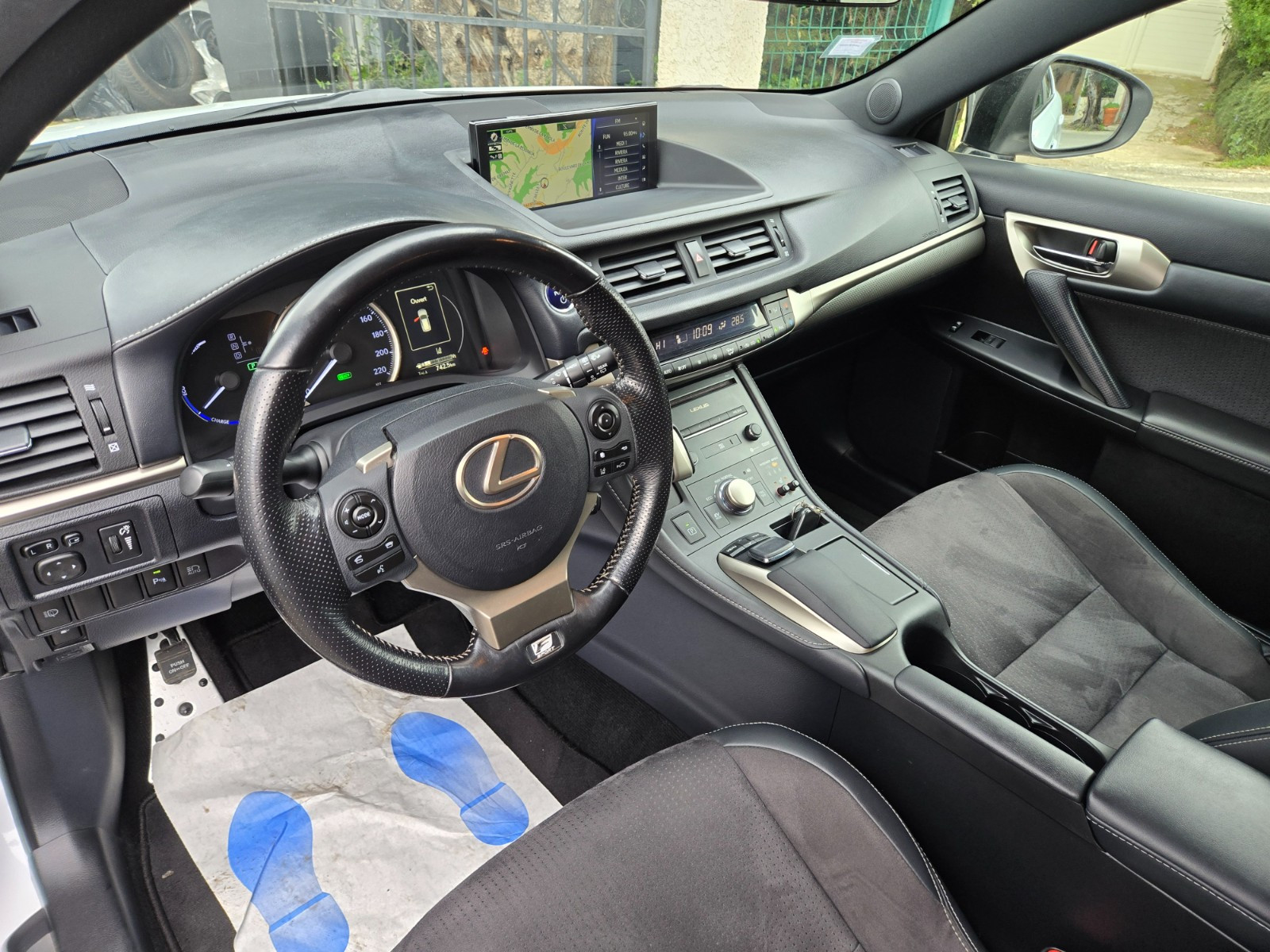 LEXUS CT - vue 1