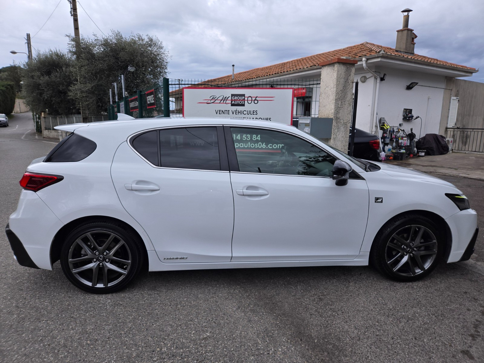 LEXUS CT - vue 1