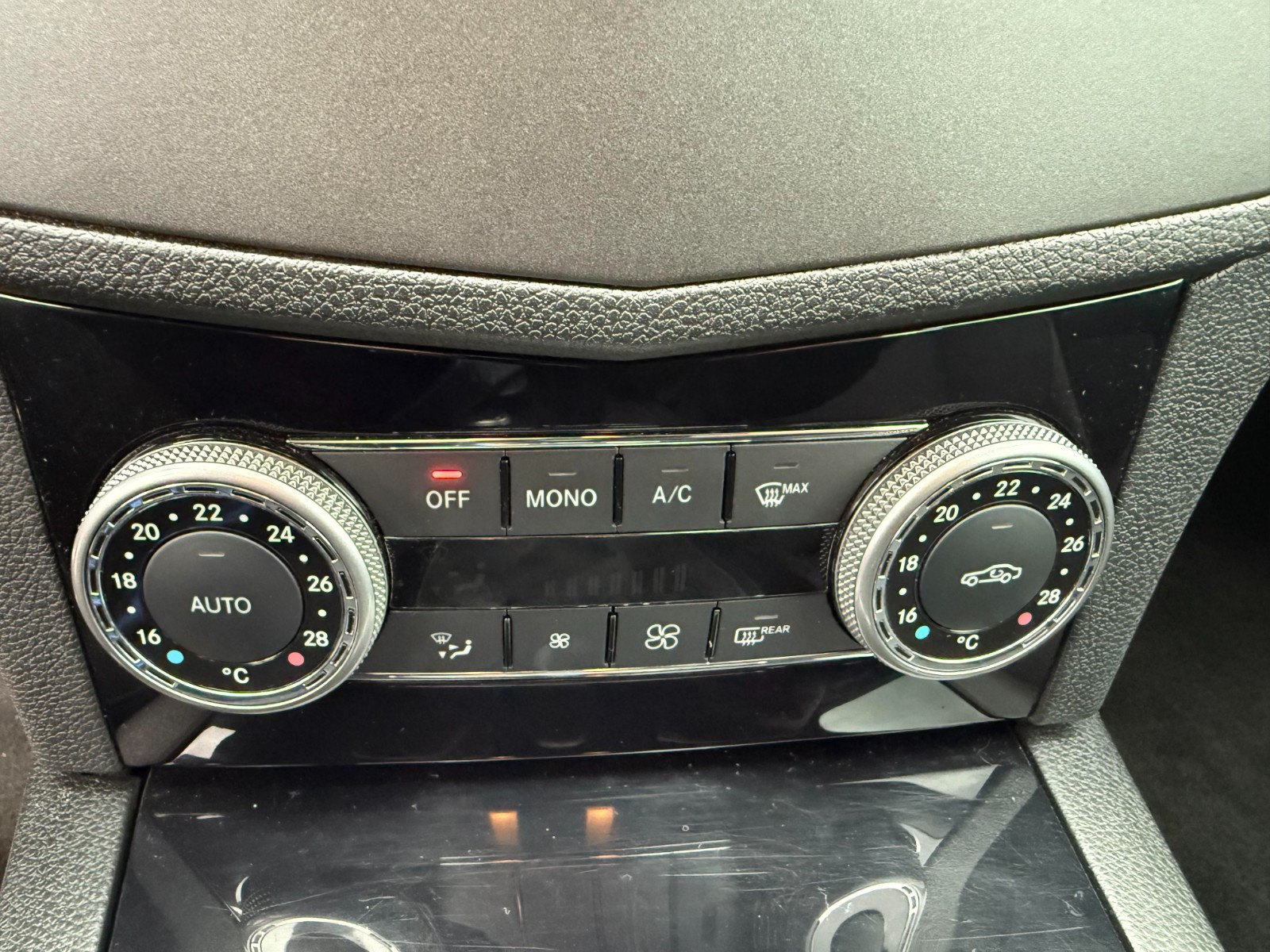 Mercedes Classe C Berline - vue 1
