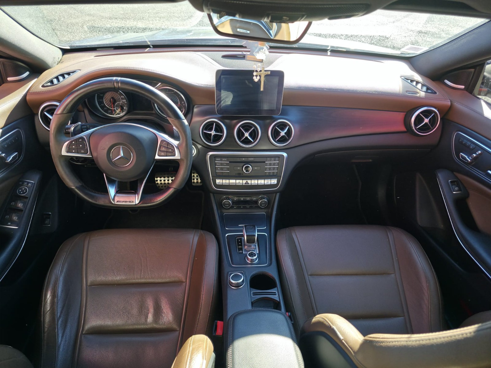 Mercedes CLA 45 AMG 381ch 4Matic Speedshift DCT – GARANTIE 12 MOIS – — photo 17