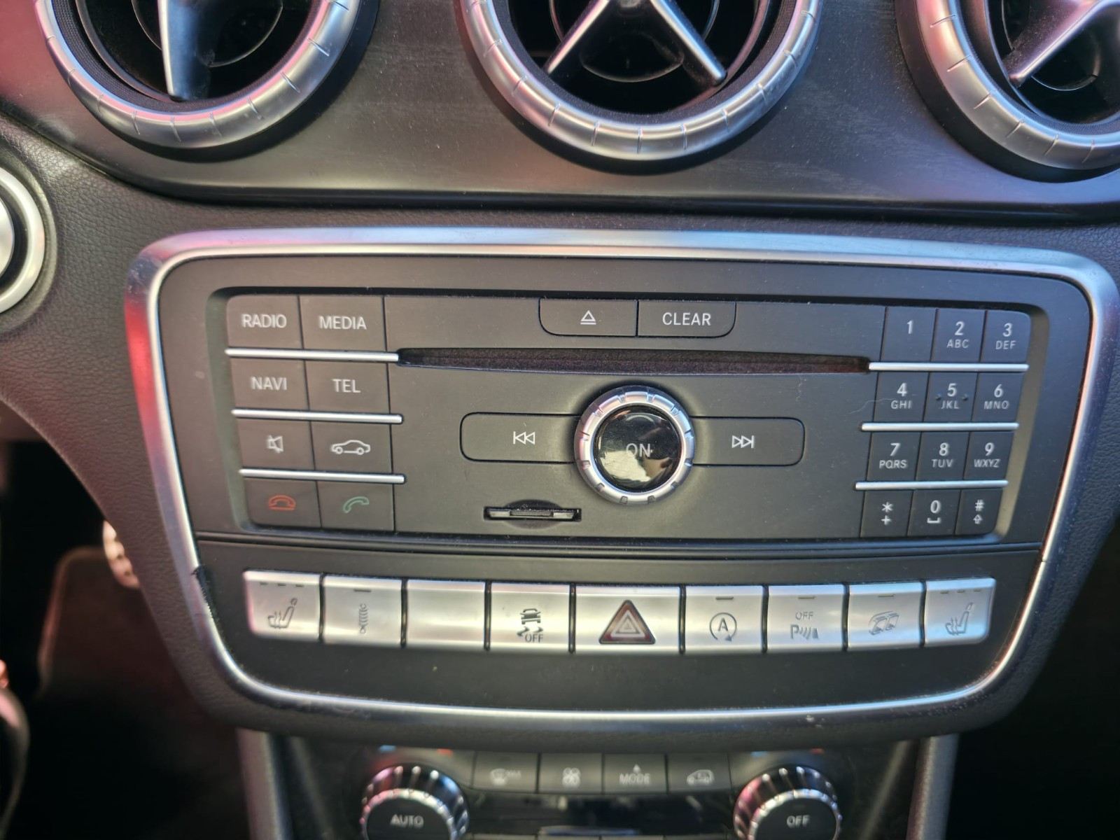 Mercedes CLA 45 AMG 381ch 4Matic Speedshift DCT – GARANTIE 12 MOIS – — photo 24