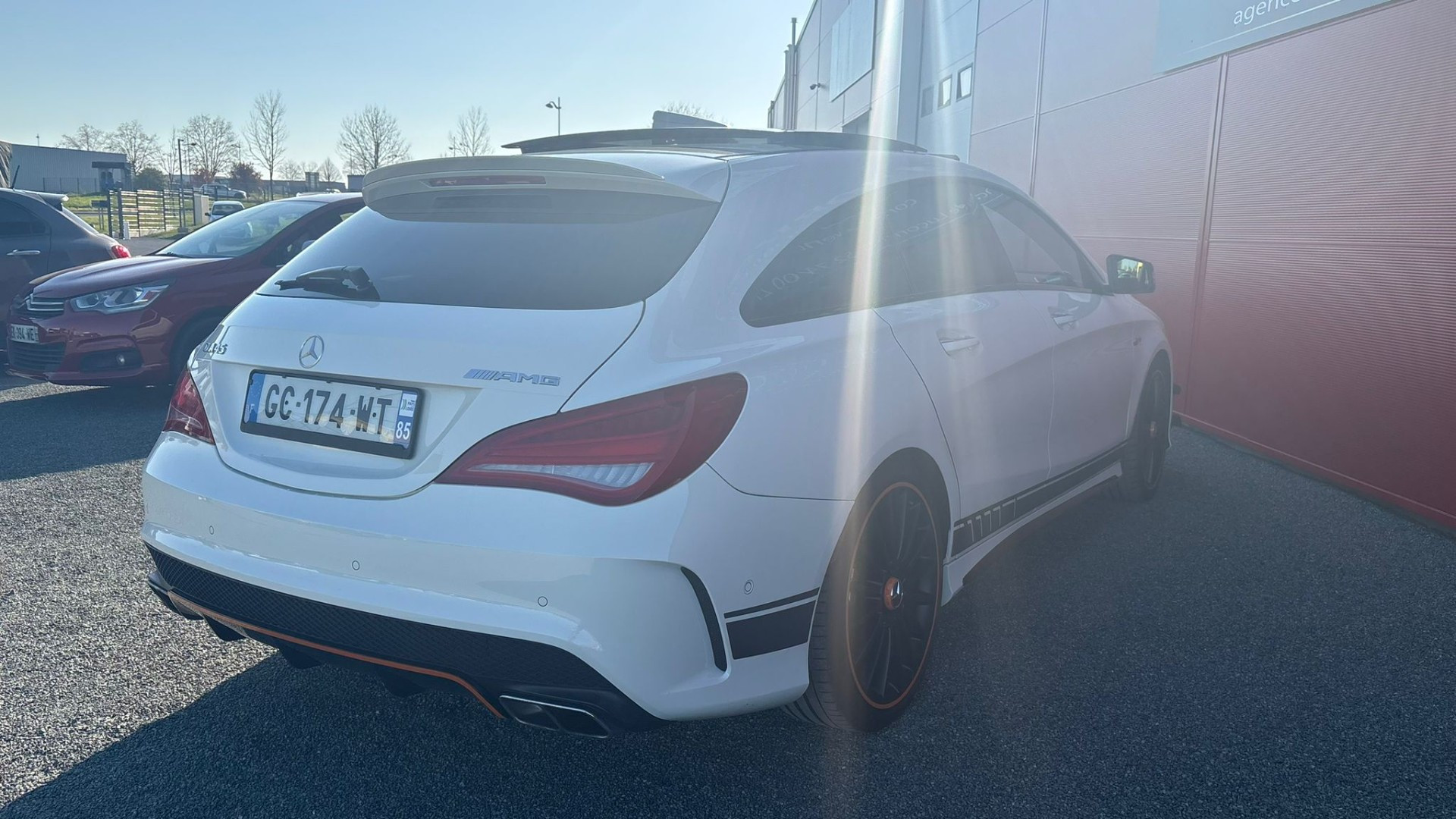 Mercedes CLA SHOOTING BRAKE 45 AMG ORANGE ART EDITION 381 CV – GARANTIE 12 MOIS — photo 7