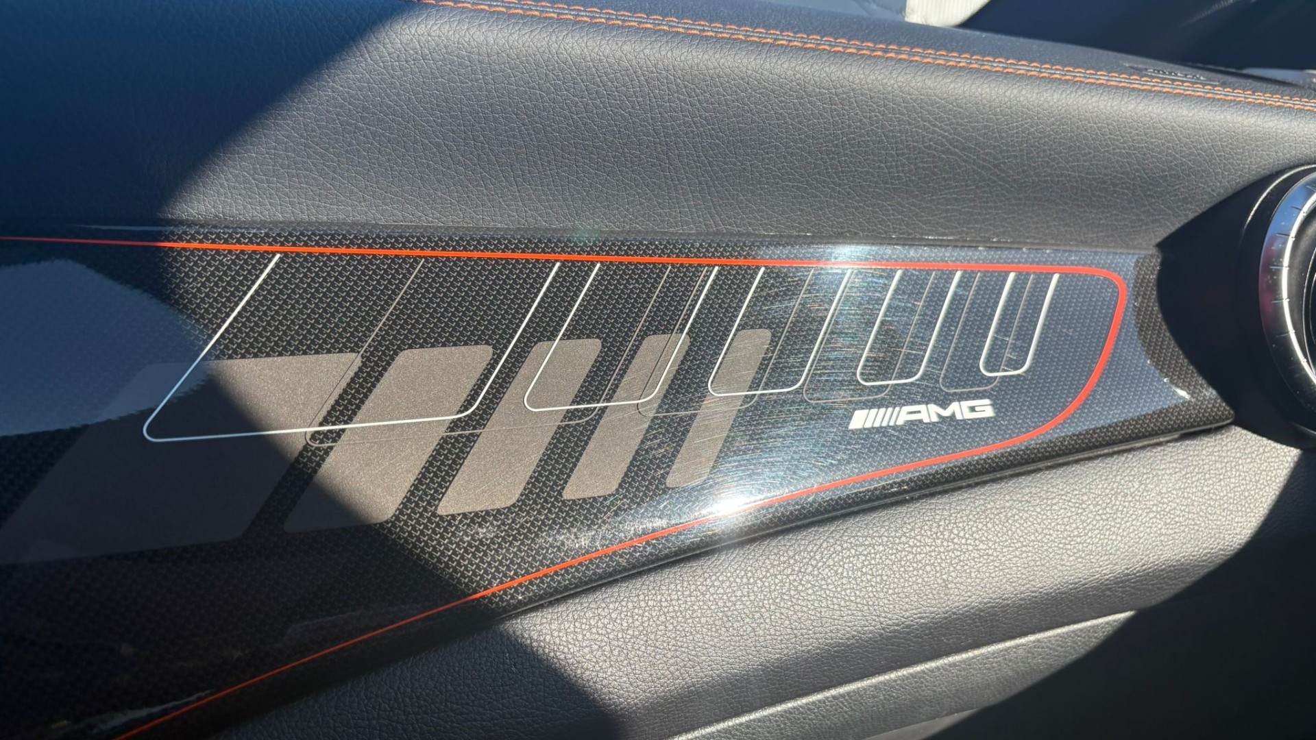 Mercedes CLA SHOOTING BRAKE 45 AMG ORANGE ART EDITION 381 CV – GARANTIE 12 MOIS — photo 26