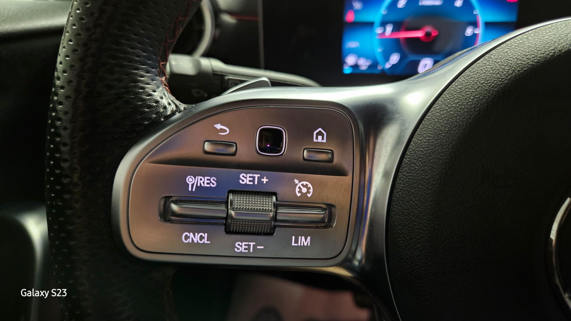 Mercedes CLASSE A - vue 1
