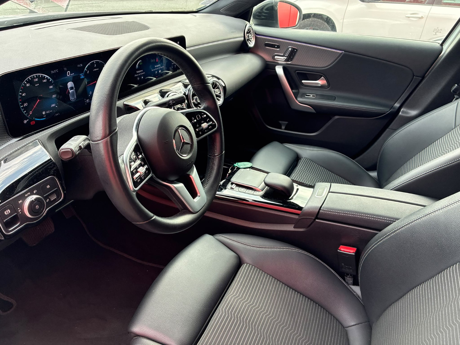 Mercedes CLASSE A 200 d 150ch Progressive Line 8G-DCT – SUIVI MERCEDES – CARPLAY – GARANTIE 12 MOIS — photo 12
