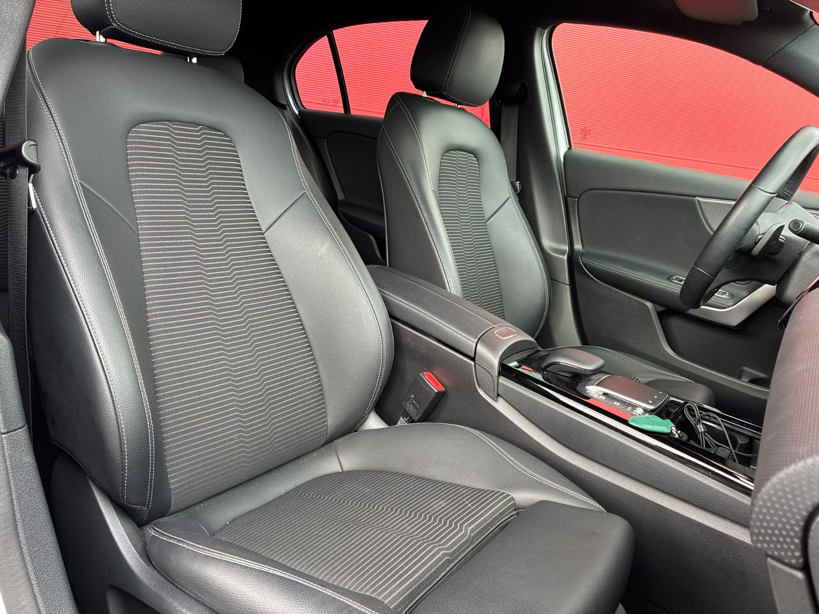 Mercedes CLASSE A 200 d 150ch Progressive Line 8G-DCT – SUIVI MERCEDES – CARPLAY – GARANTIE 12 MOIS — photo 17