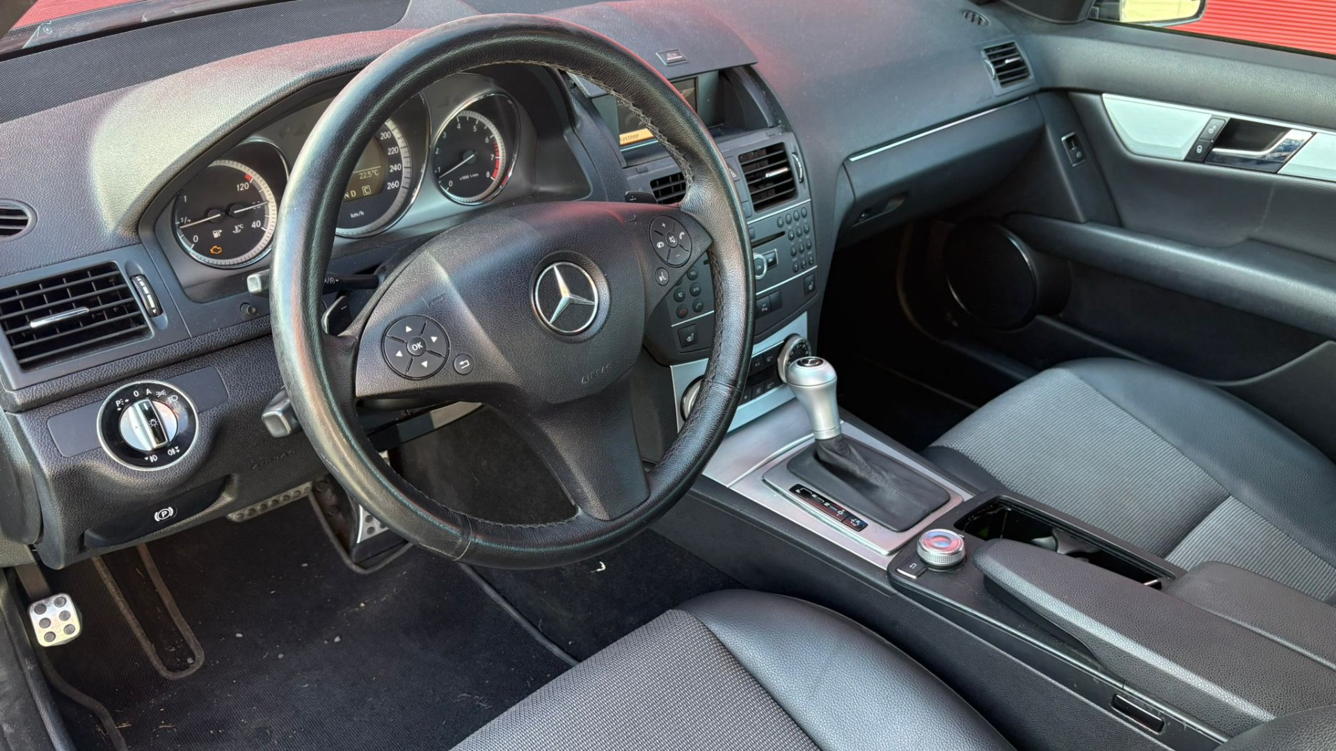 Mercedes CLASSE C AMG 250 T CGI ETHANOL BOITE AUTO – GARANTIE 12 MOIS — photo 24