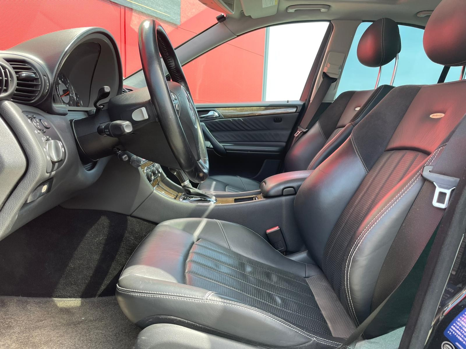 Mercedes CLASSE C C55 AMG – V8 ATMO 367cv – GARANTIE 12 MOIS — photo 9