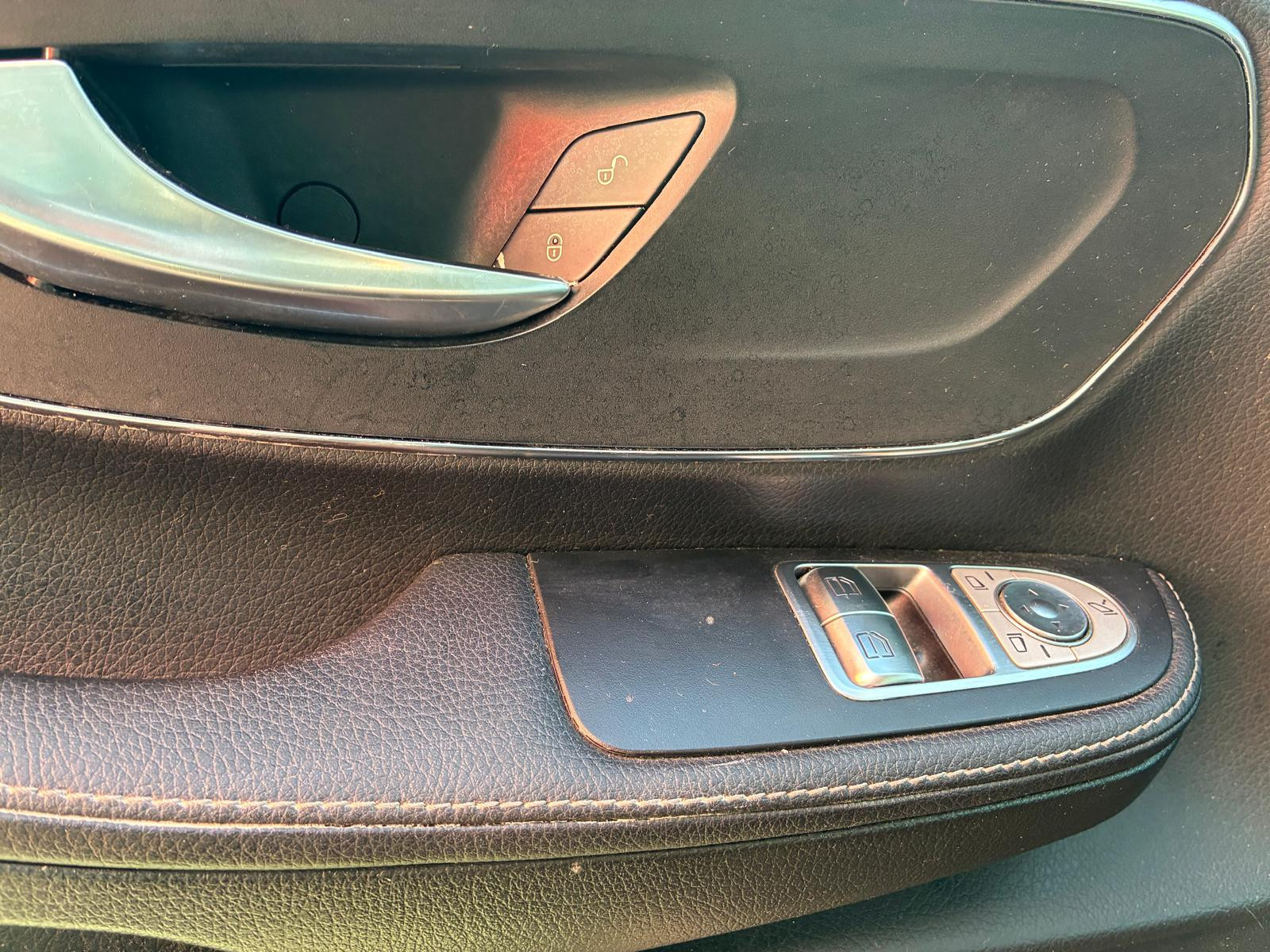 Mercedes Classe V Avantgarde 200 CDI 2.2L cdi 136cv – GARANTIE 12 MOIS — photo 33