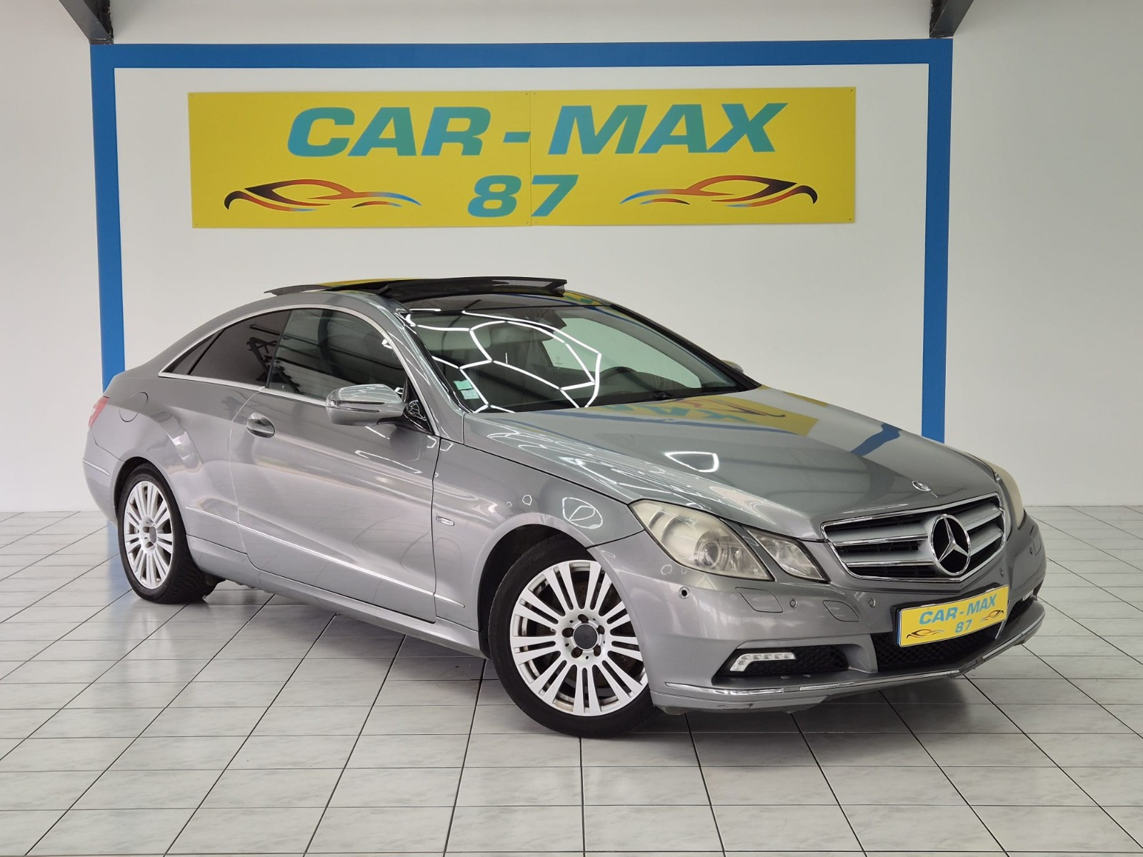 Mercedes E COUPE