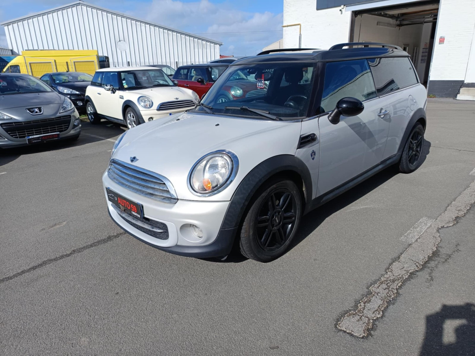 MINI CLUBMAN