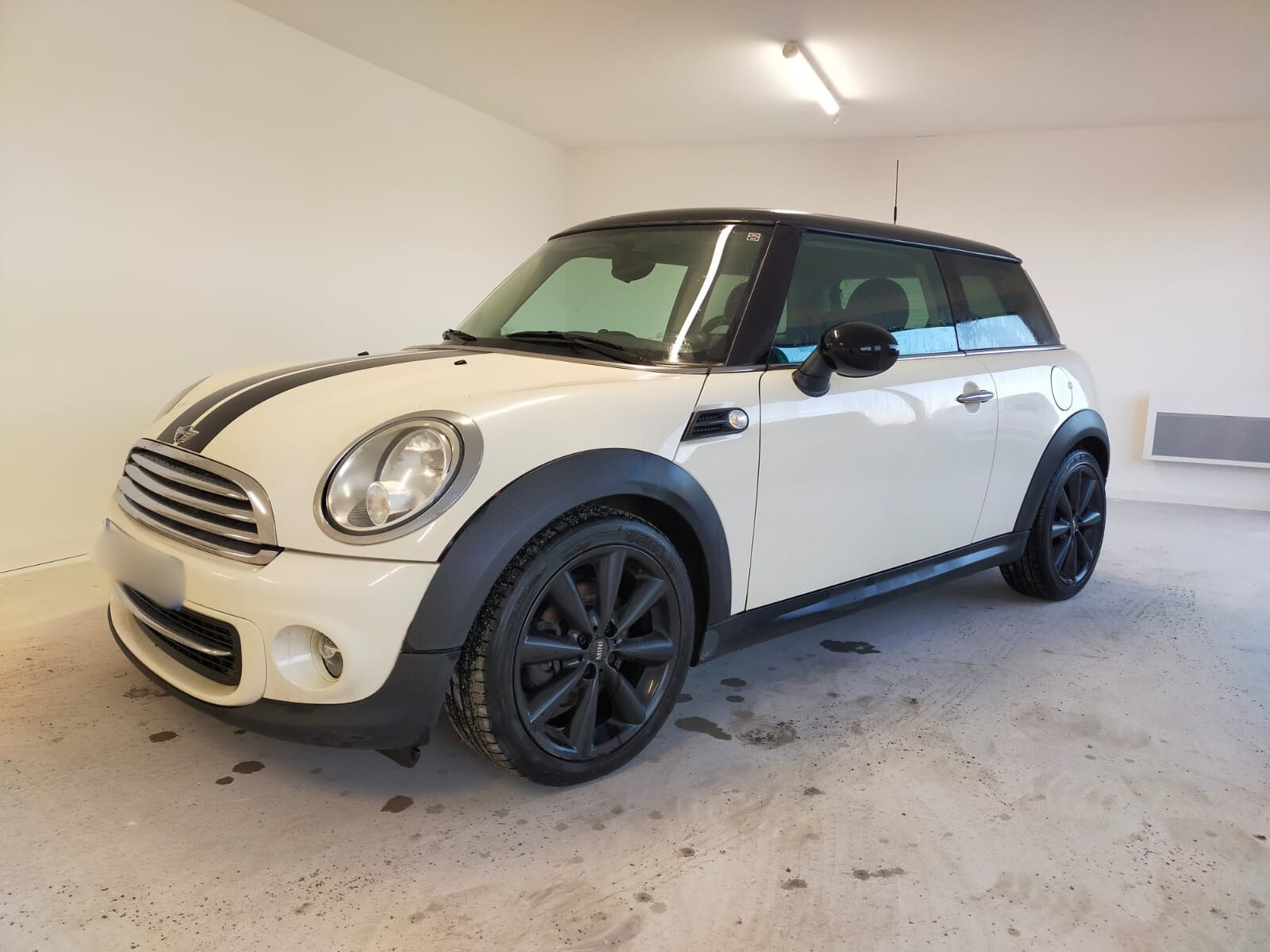 MINI (R56)  Cooper 1.6 i 16V 122 ch 